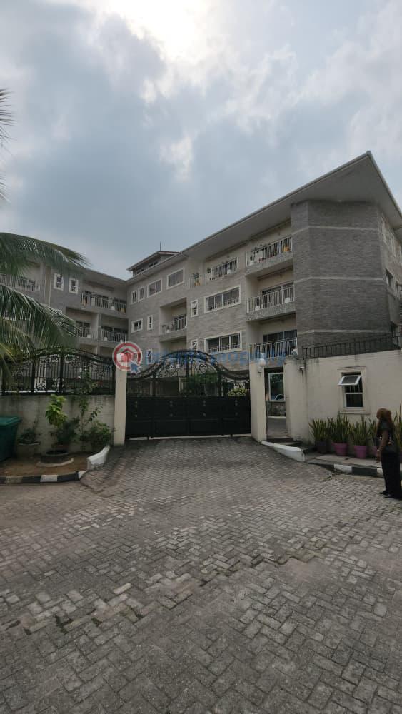 10 bedroom Block Of Flats For Rent Banana Island Ikoyi Lagos - 9