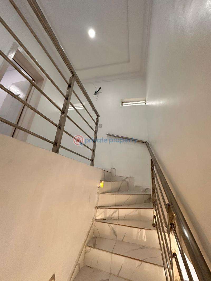 10 bedroom Penthouse For Sale Treasure Park Shimawa (golf And Estate) Magboro Lagos Extension Ogun - 8