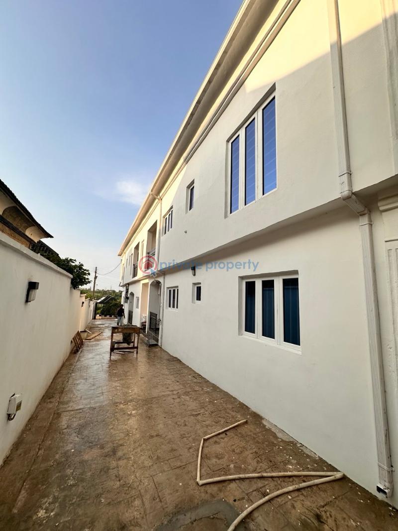 10 bedroom Penthouse For Sale Treasure Park Shimawa (golf And Estate) Magboro Lagos Extension Ogun - 3