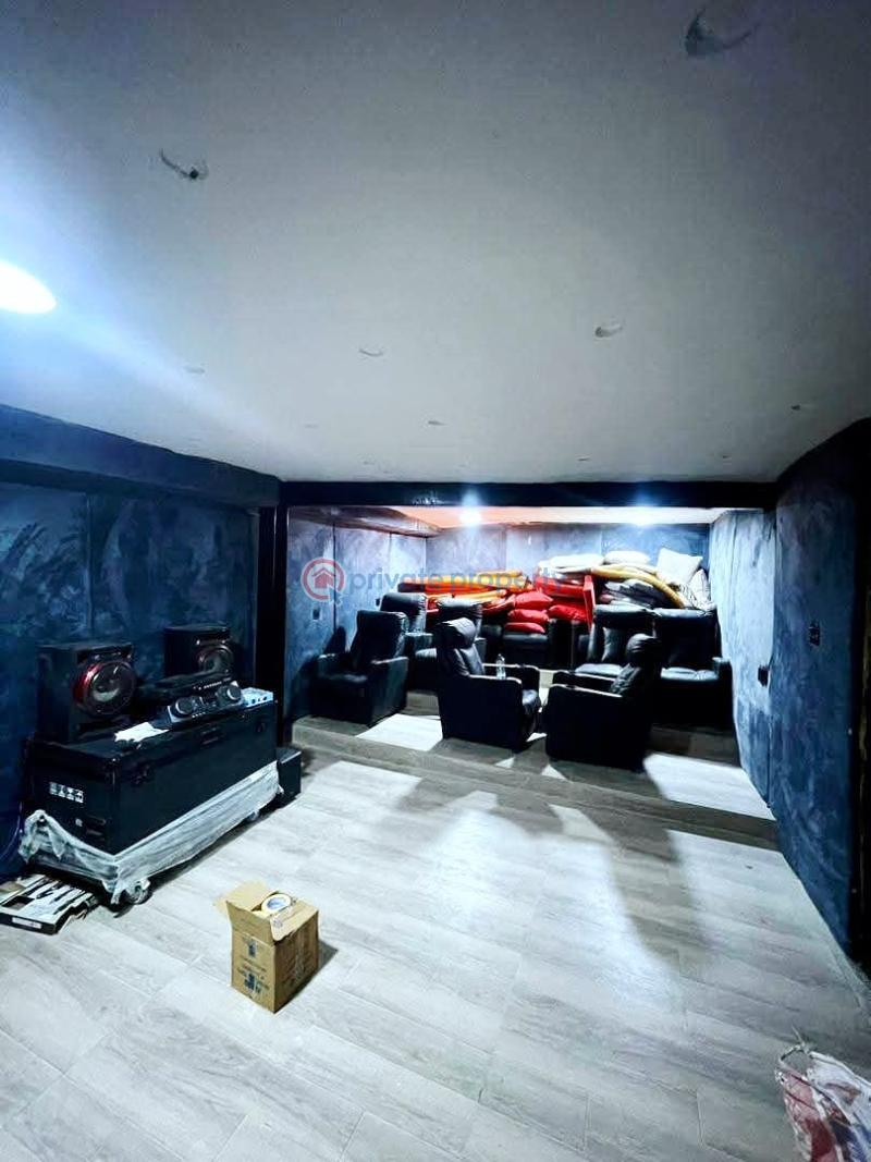 5 bedroom Semi detached Duplex For Sale Old Ikoyi Lagos - 14