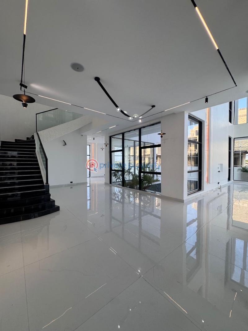**n1.55b osapa lekki luxurious duplex with elevator, swimming pool, gym & cinema* - 28 5 bedroom Detached Duplex For Sale Osapa Lekki Lekki Lagos - 28