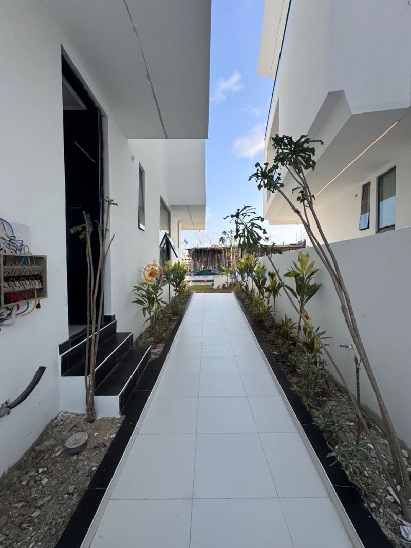**n1.55b osapa lekki luxurious duplex with elevator, swimming pool, gym & cinema* - 34 5 bedroom Detached Duplex For Sale Osapa Lekki Lekki Lagos - 34