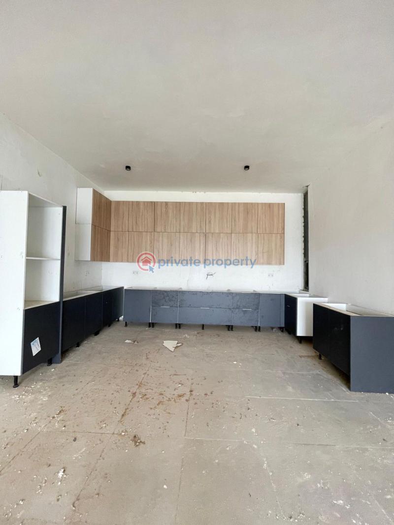 Lekki luxurious apartment with elevator, swimming pool* - 6 3 bedroom Flat & Apartment For Sale Ikate Lekki Lagos - 6