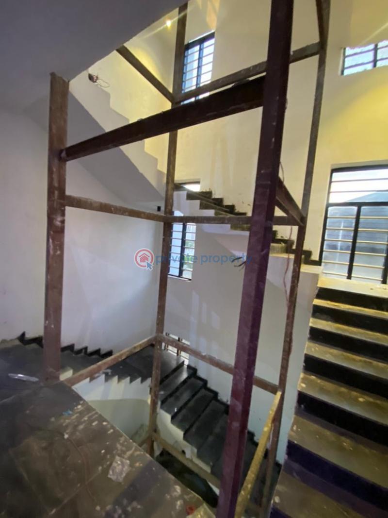 *n280m lekki phase1 luxurious apartment with elevator* - 5 2 bedroom Flat & Apartment For Sale Main Lekki Phase 1 Lekki Phase 1 Lagos - 5