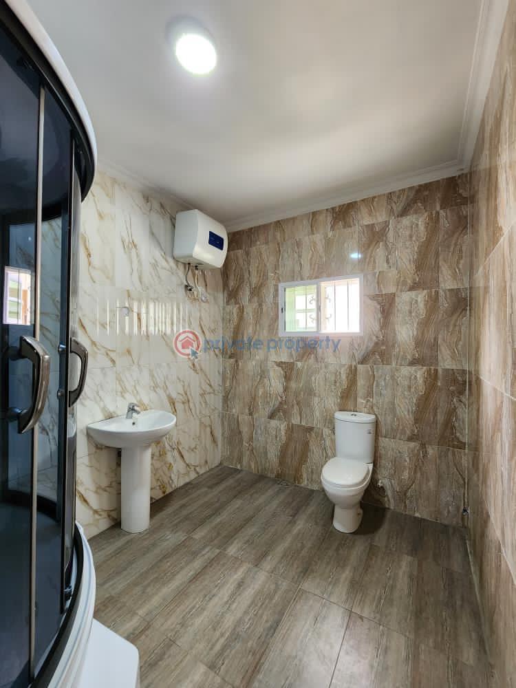 5 bedroom Detached Duplex For Sale Northern Foreshore Estate Chevron Drive Chevron Drive Lekki Lagos - 6