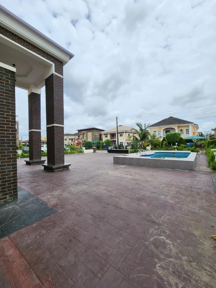 5 bedroom Detached Duplex For Sale Northern Foreshore Estate Chevron Drive Chevron Drive Lekki Lagos - 5