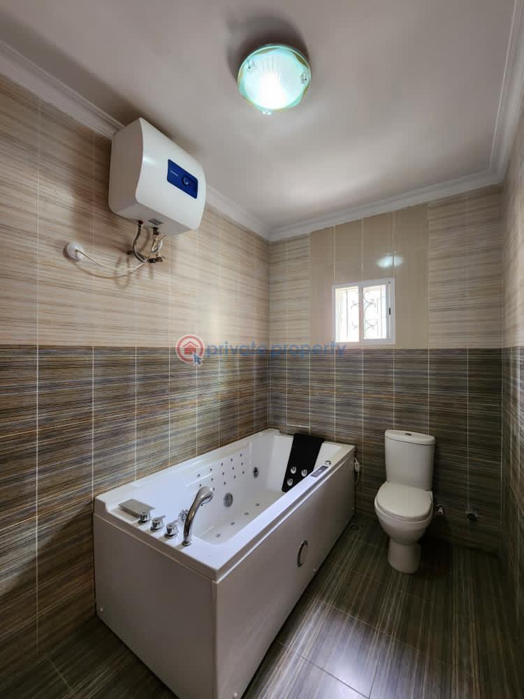 5 bedroom Detached Duplex For Sale Northern Foreshore Estate Chevron Drive Chevron Drive Lekki Lagos - 13