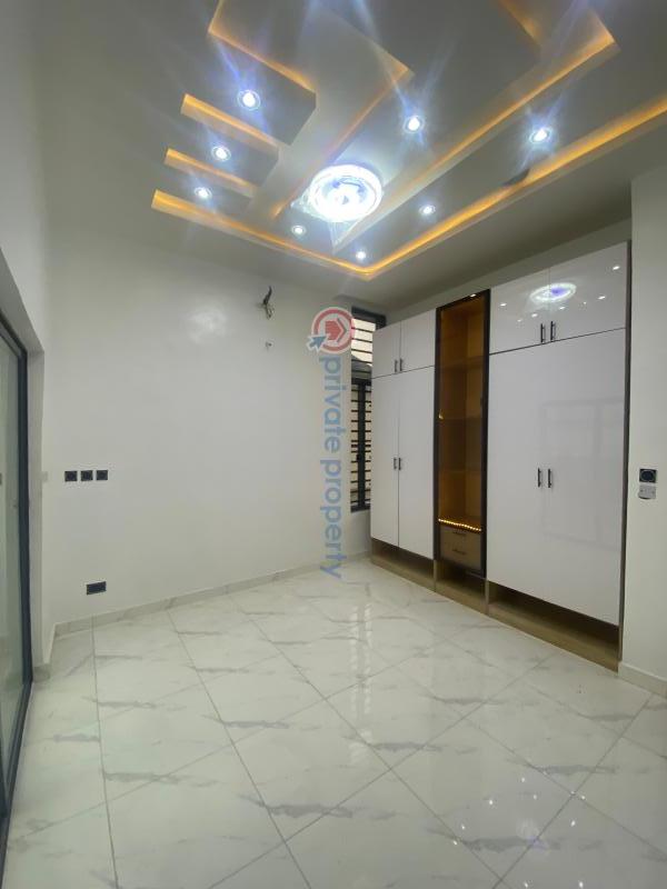 4 bedroom Semi detached Duplex For Sale Ikota Lekki Lagos - 3