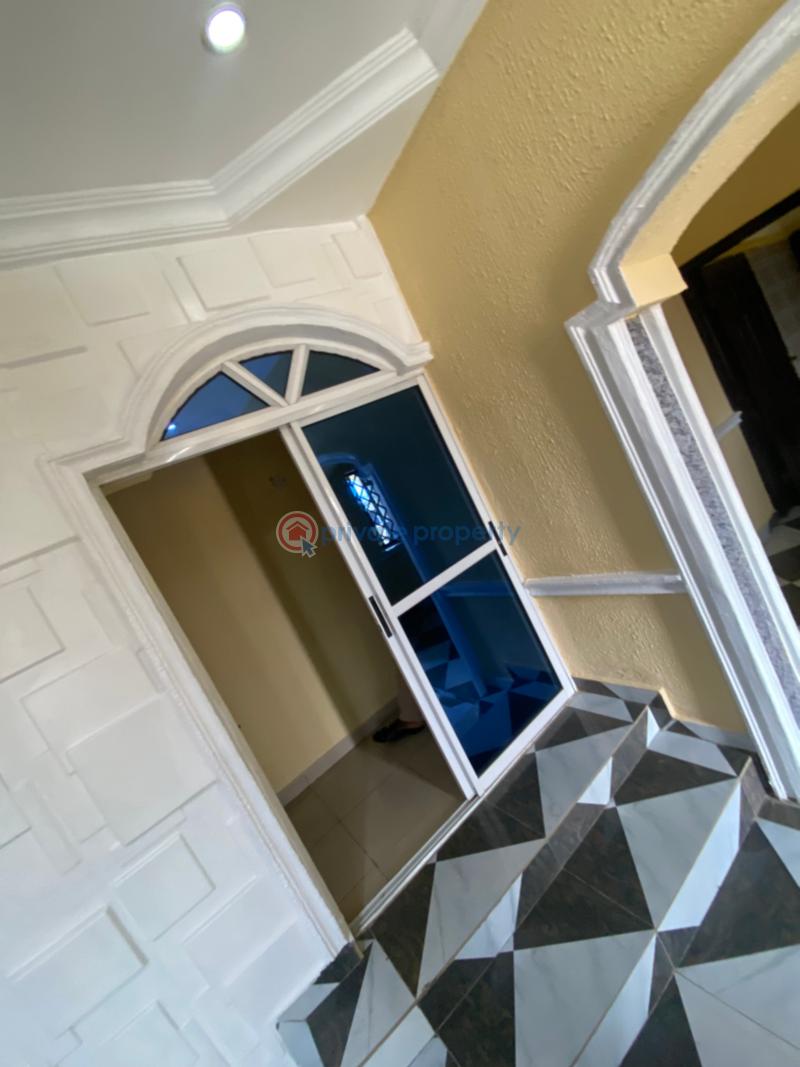 2 bedroom Block Of Flats For Rent Oke Ibukun Zone2a Akala Express Ibadan Oyo - 6