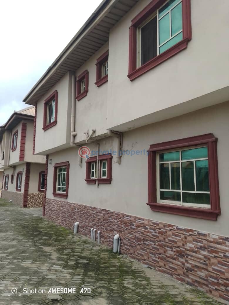 Neat 3 bedroom apartment in estate in olokonla, after lbs. - 0 3 bedroom Block Of Flats For Rent Estate Ajah Lagos - 0
