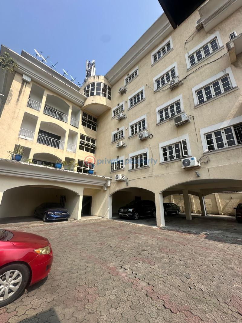2 bedroom Shared Apartment For Rent Parkview Estate Ikoyi Lagos - 1