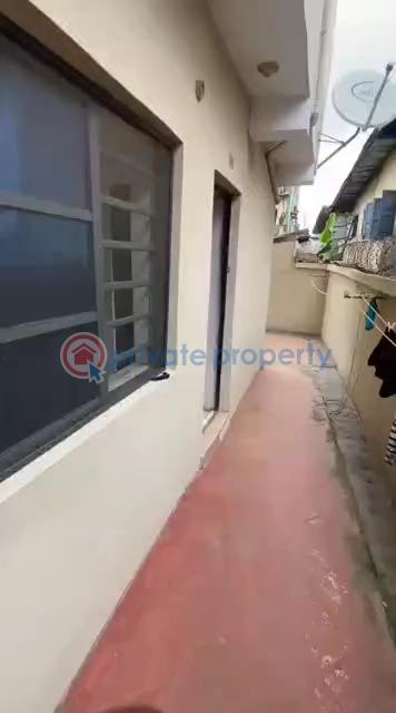 Neat and clean roomself con - 1 1 bedroom Self Contain For Rent Onipanu Shomolu Lagos - 1