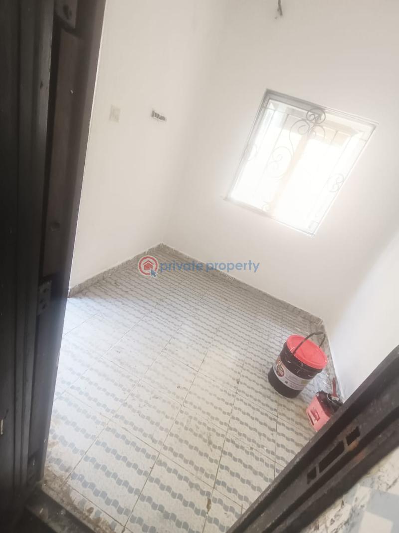 Room or Boys Quarter For Rent Ilasan Lekki Lagos - 4