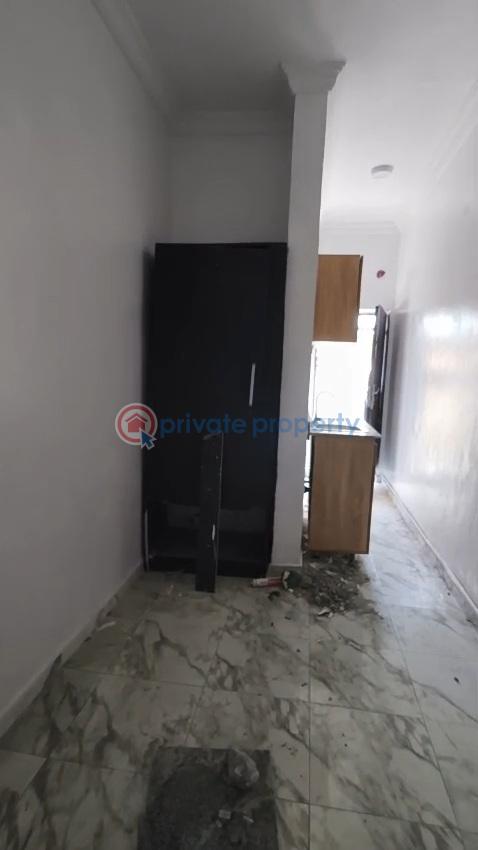 1 bedroom Self Contain For Rent Ikate Elegushi Lekki Lagos - 5