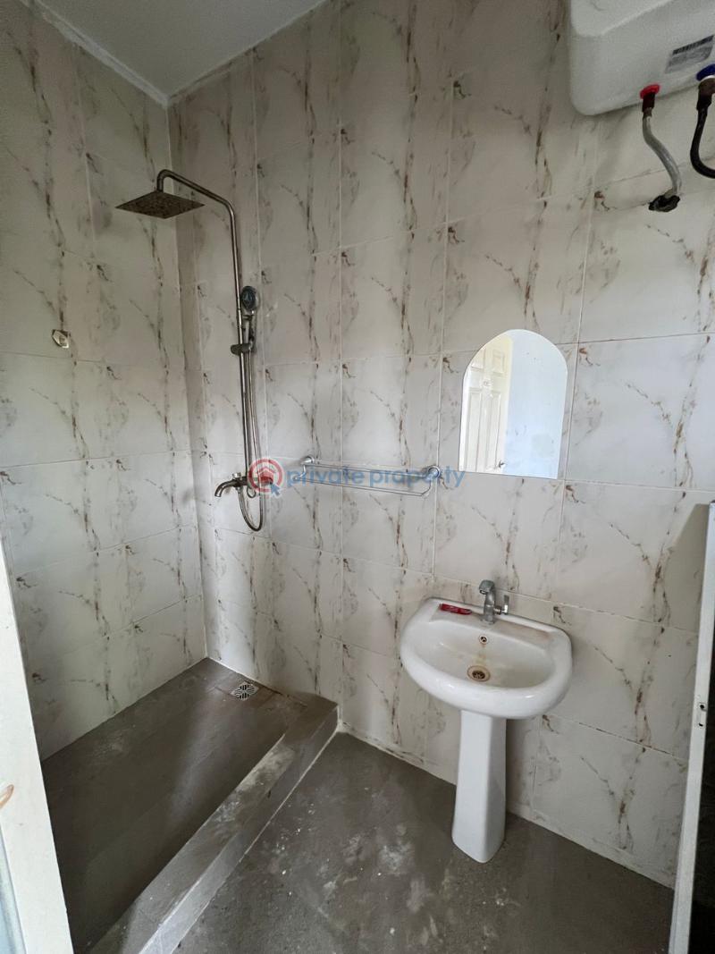 1 bedroom Self Contain For Rent Off Admiralty Way Lekki Phase 1 Lagos