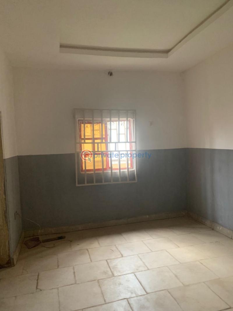 2 bedroom Detached Bungalow For Rent Berger Quarry, Mpape Mpape Abuja Phase 4  - 5