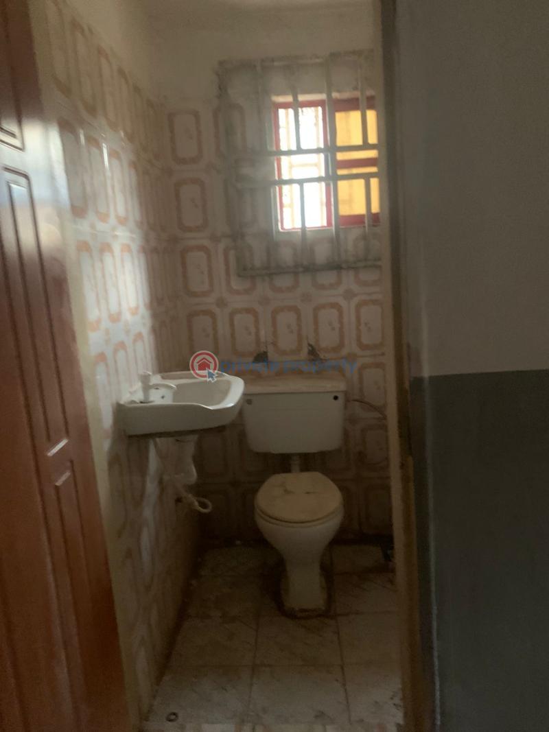 2 bedroom Detached Bungalow For Rent Berger Quarry, Mpape Mpape Abuja Phase 4  - 2