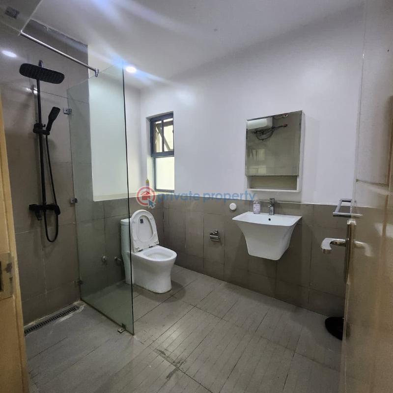 Neatly built 2bedroom apartment - 7 2 bedroom Block Of Flats For Rent Osapa London Lekki Lagos - 7