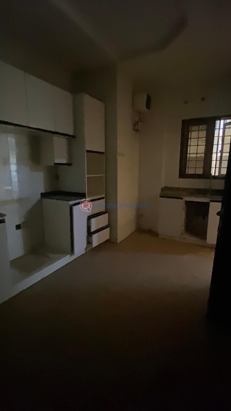 3 bedroom Flat & Apartment For Sale Jahi Abuja Phase 2  - 5