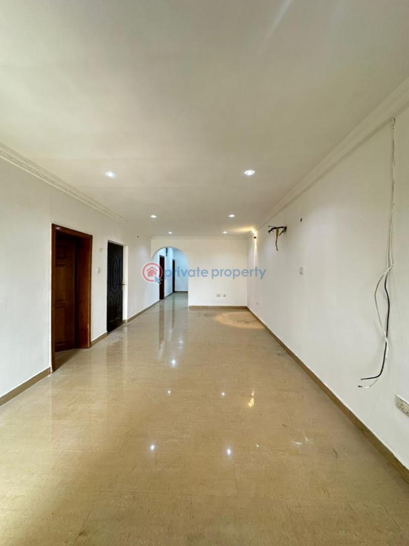 Neatly built 3bedroom apartment - 1 3 bedroom Block Of Flats For Rent Lekki Phase 1 Lagos - 1