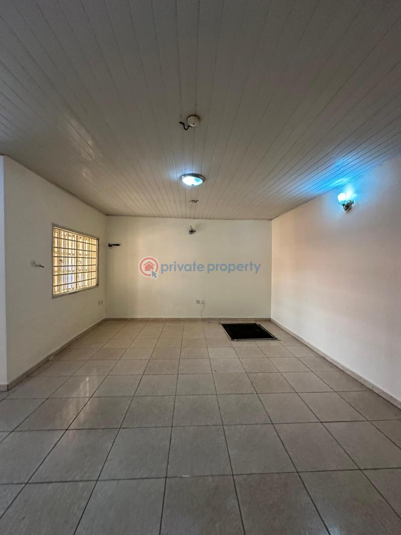 Neatly built 3bedroom apartment - 2 3 bedroom Block Of Flats For Rent Agungi Lekki Lagos - 2