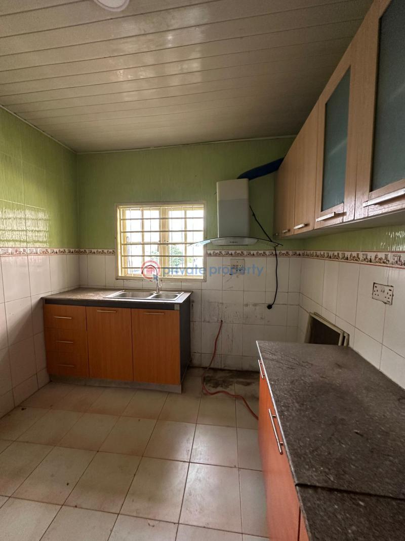 Neatly built 3bedroom apartment - 4 3 bedroom Block Of Flats For Rent Agungi Lekki Lagos - 4