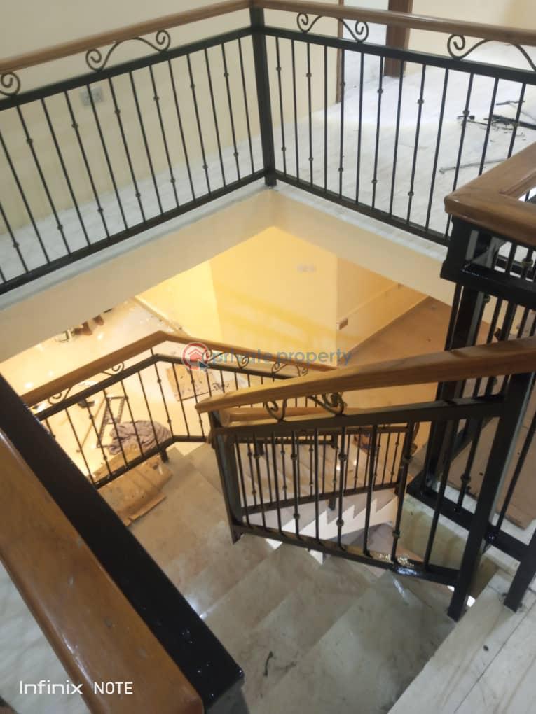 3 bedroom Block Of Flats For Rent Lekki Phase 1 Lagos