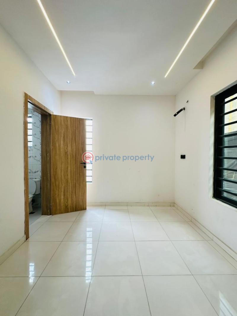 Neatly built 4bedroom semi detached duplex with bq - 13 4 bedroom Semi detached Duplex For Sale Ajah Lagos - 13