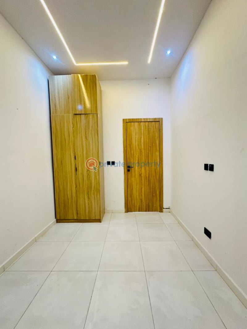 Neatly built 4bedroom semi detached duplex with bq - 17 4 bedroom Semi detached Duplex For Sale Ajah Lagos - 17