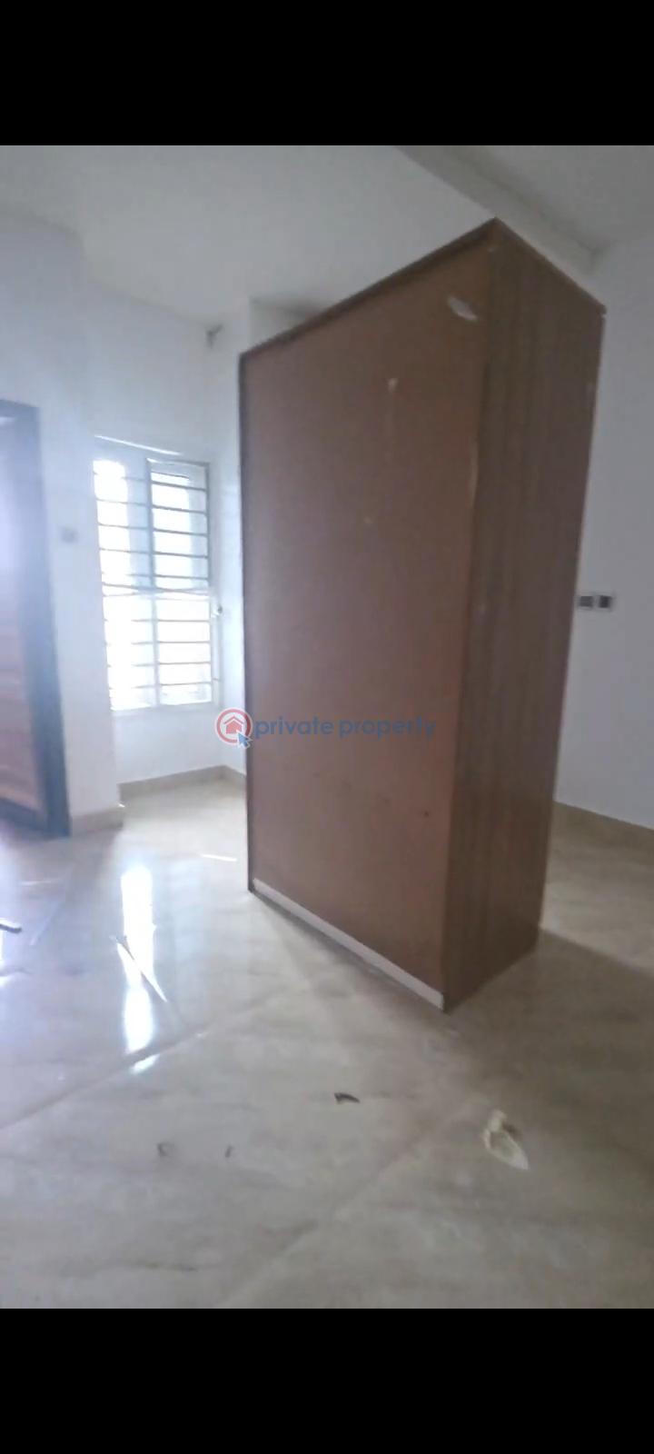 1 bedroom Block Of Flats For Rent Gilmore Jahi Abuja Phase 2  - 3