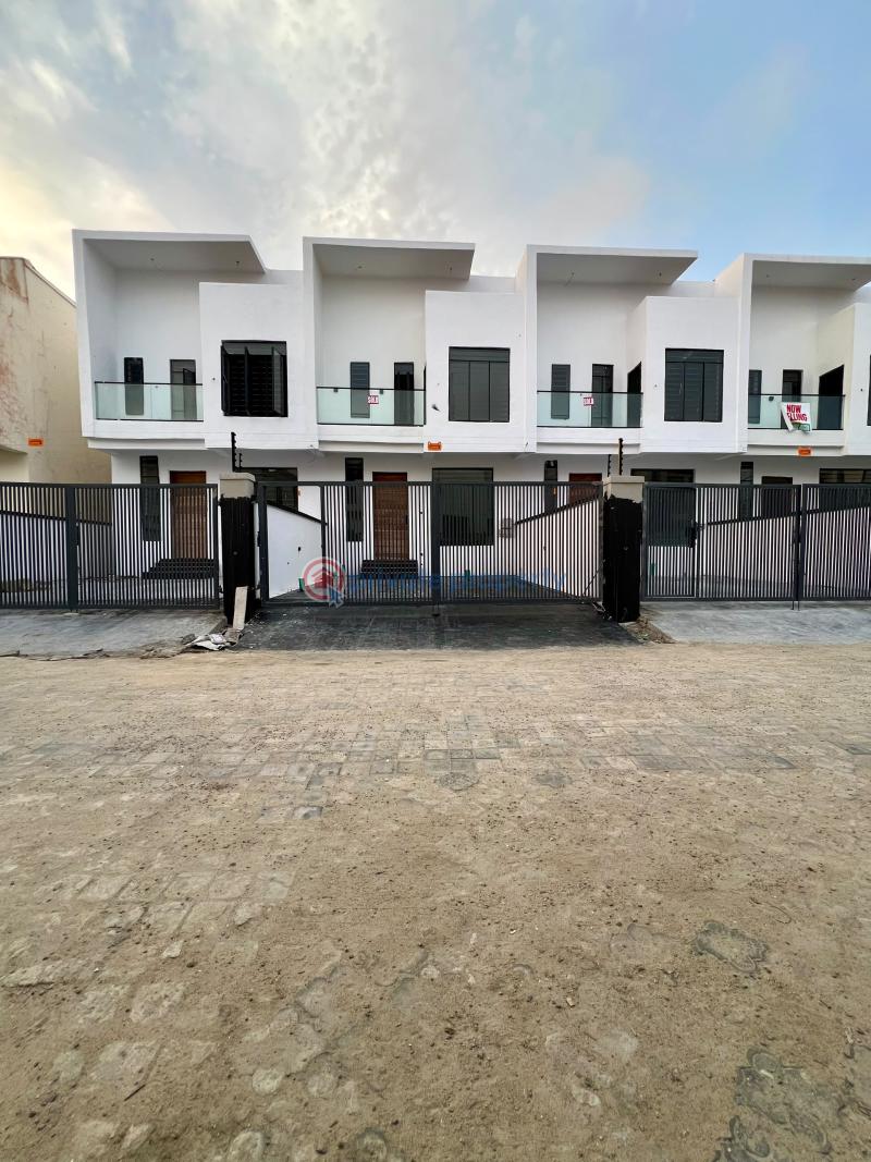 4 bedroom Terraced Duplex For Sale Ikota Lekki Lagos - 3