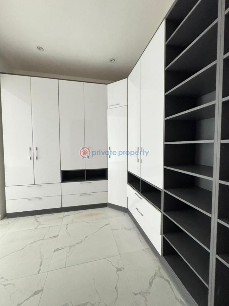 5 bedroom Shared Apartment For Rent Ikate Elegushi Lekki Lagos - 23