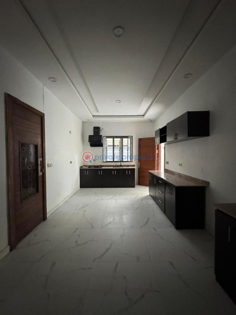 5 bedroom Shared Apartment For Rent Ikate Elegushi Lekki Lagos - 9