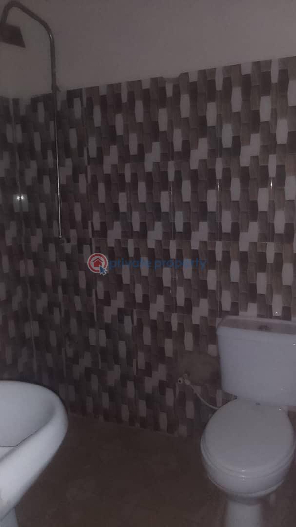 2 bedroom Block Of Flats For Rent Behind Christ High School, Ashipa Road, Tipper Garage Akala Express Ibadan Oyo - 8