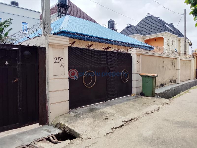 3 bedroom Block Of Flats For Sale Akinwunmi Eatate Directly Opposite Alexandra Estate Oko Oba Abule Egba Lagos - 4