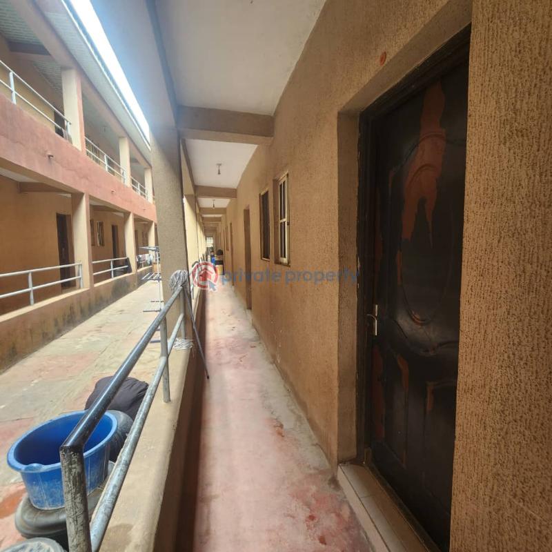 1 bedroom Block Of Flats For Sale Agbowo, Ui Ibadan Oyo - 4