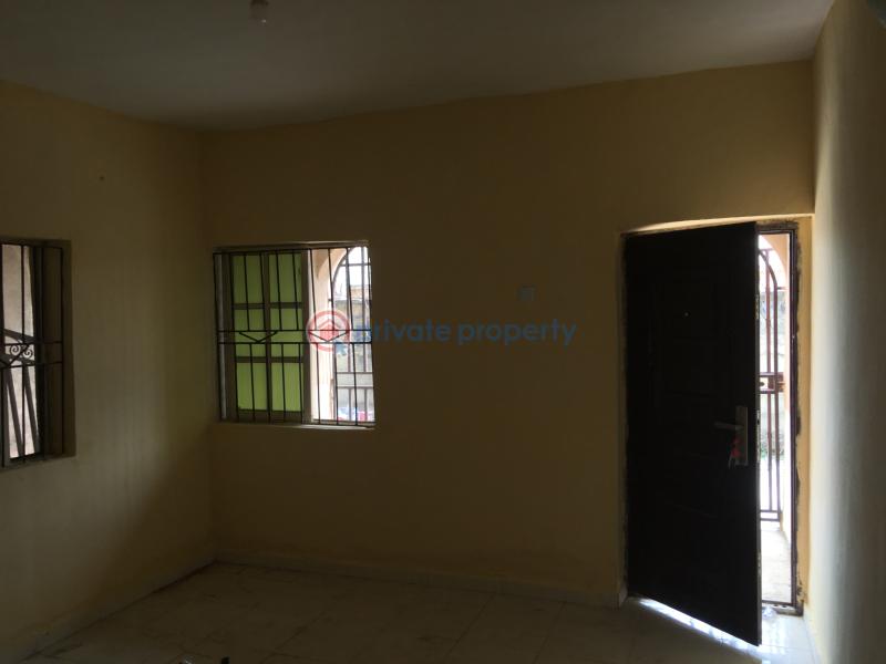 1 bedroom Mini Flat For Rent Bayeku Igbogbo Ikorodu Lagos - 7