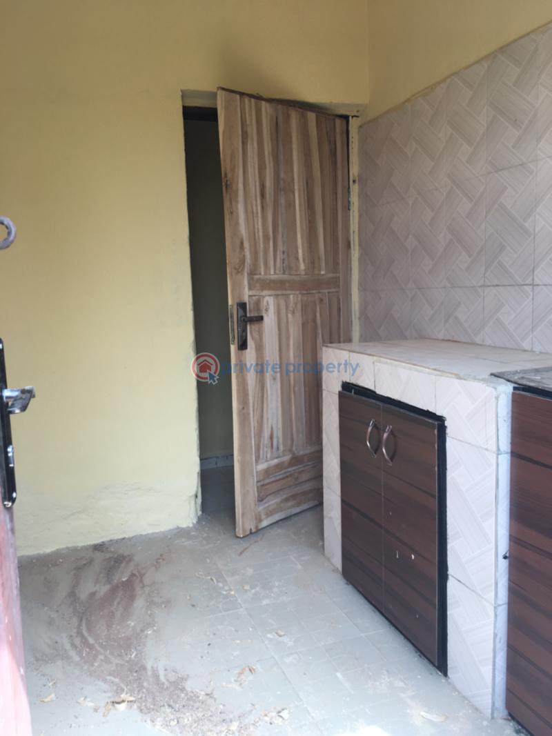 1 bedroom Mini Flat For Rent Bayeku Igbogbo Ikorodu Lagos - 16