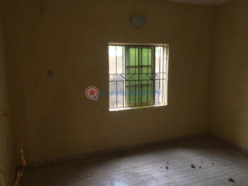 1 bedroom Mini Flat For Rent Bayeku Igbogbo Ikorodu Lagos - 5