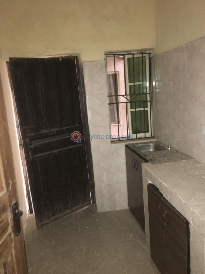 1 bedroom Mini Flat For Rent Bayeku Igbogbo Ikorodu Lagos - 2