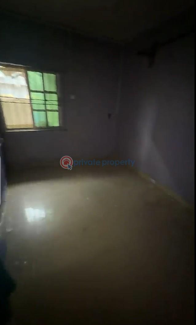1 bedroom Mini Flat For Rent Palmgroove Shomolu Lagos - 4