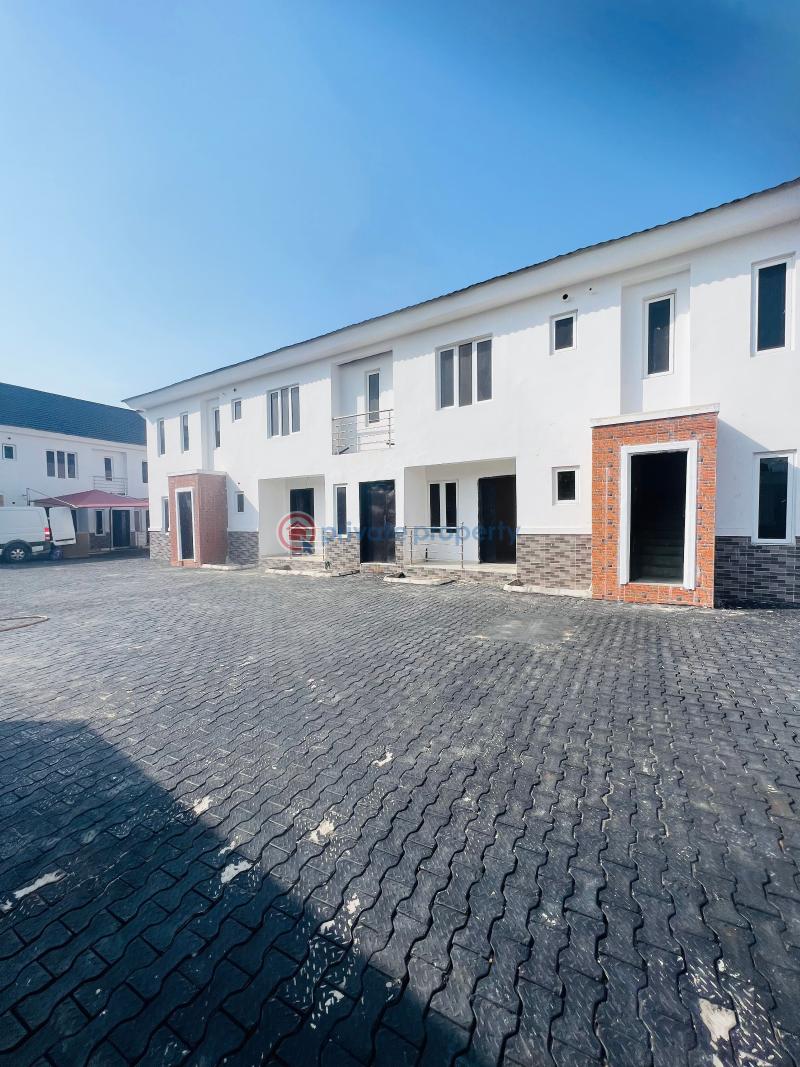 1 bedroom Block Of Flats For Sale Ologolo Lekki Lagos - 1