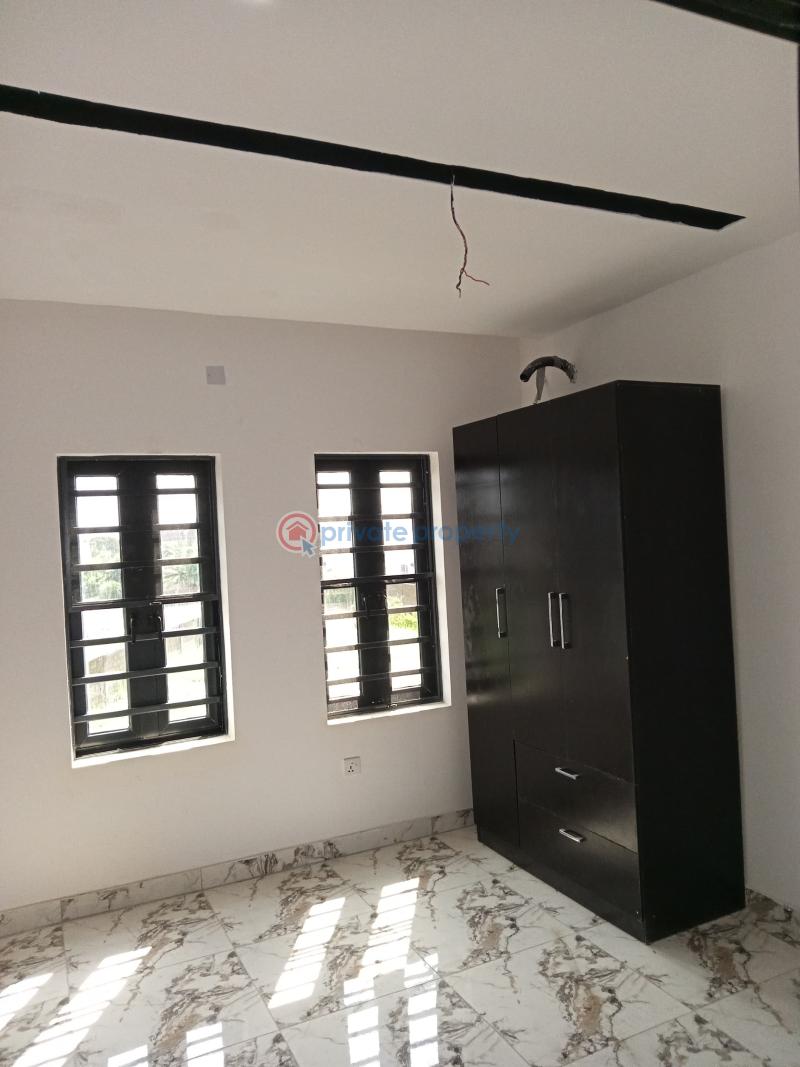 3 bedroom Flat & Apartment For Rent Ajah Lagos - 3