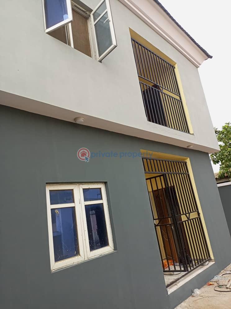2 bedroom Block Of Flats For Rent Alagbole Ajuwon Road Ojodu Lagos - 3