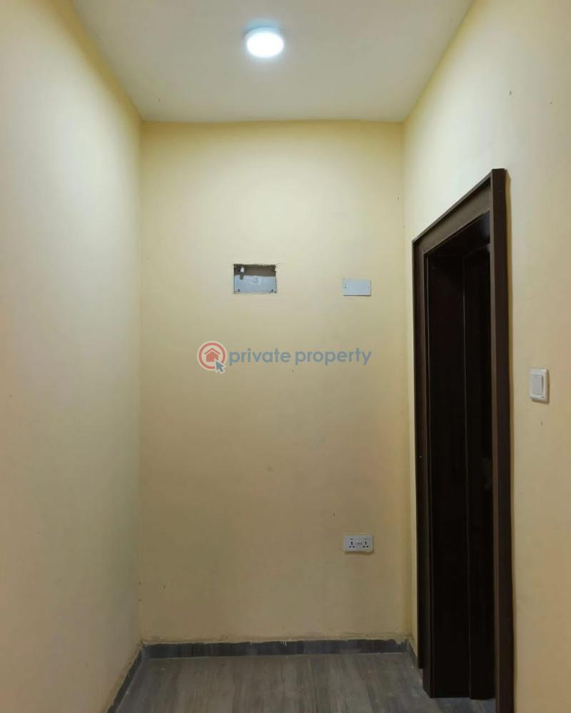 3 bedroom Block Of Flats For Sale Estate Ipaja Ipaja Lagos - 1