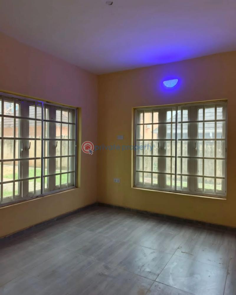 3 bedroom Block Of Flats For Sale Estate Ipaja Ipaja Lagos - 5
