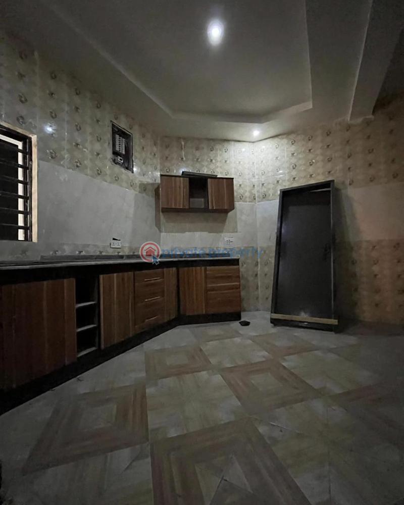 3 bedroom Block Of Flats For Sale Gbagada Lagos - 8