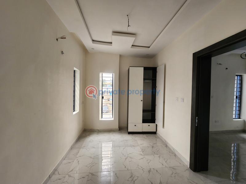 4 bedroom Semi detached Duplex For Sale Adedoyin Ogungbe Crescent Lekki Phase 1 Lagos - 5