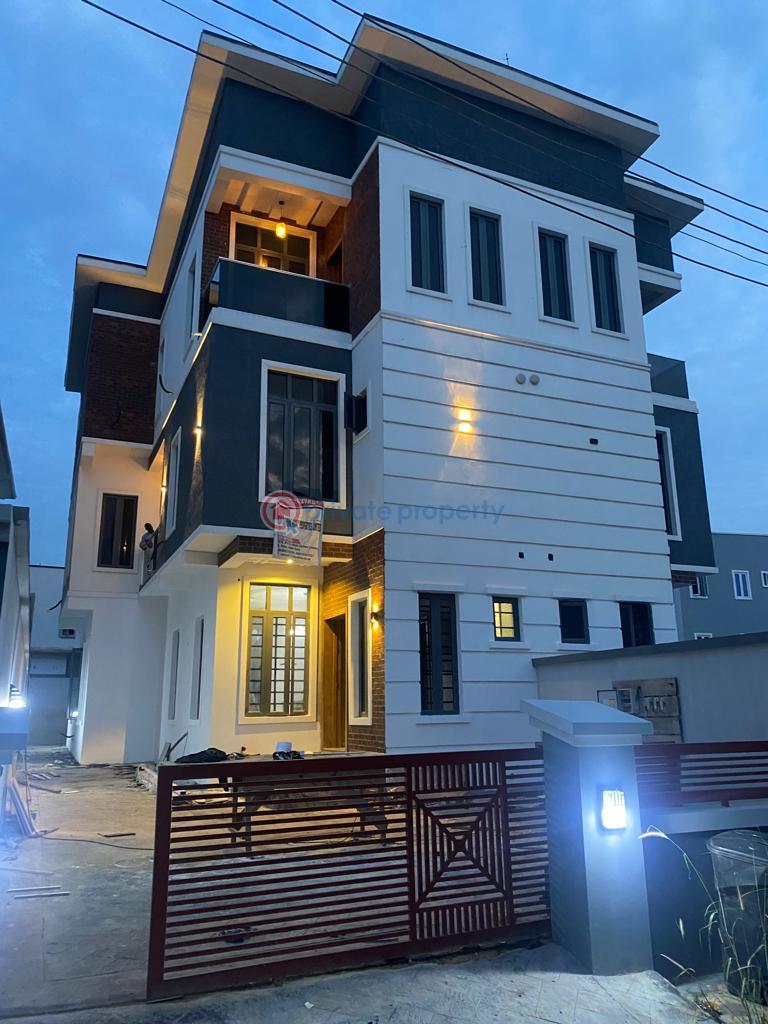 4 bedroom Detached Duplex For Sale Magodo GRA Phase 1 Ojodu Lagos - 0