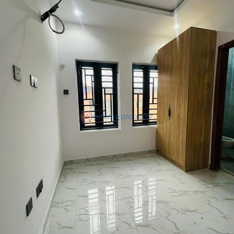 4 bedroom Detached Duplex For Sale Gbagada Lagos - 4